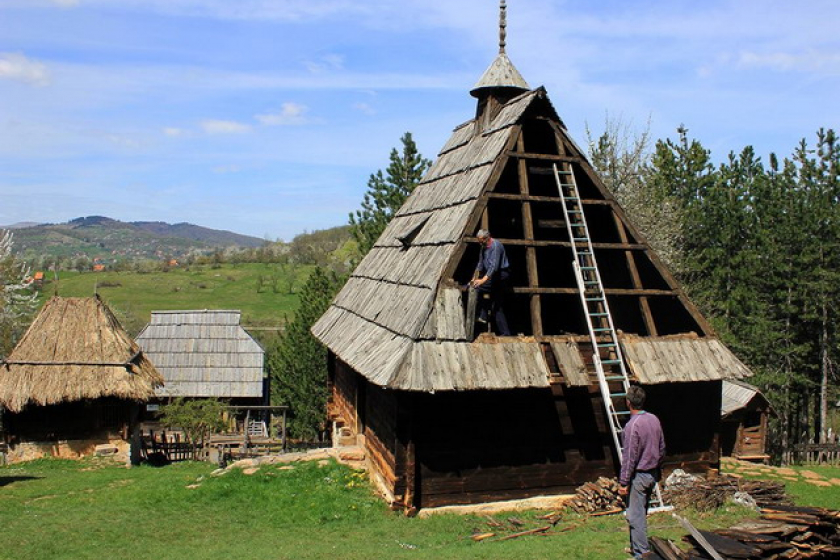 Почетак. Уклањање старе, дотрајале шиндре
